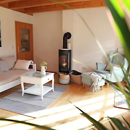 Holiday home Hyggeliges Ferienhaus Am Waldrand „das Filznhaus“